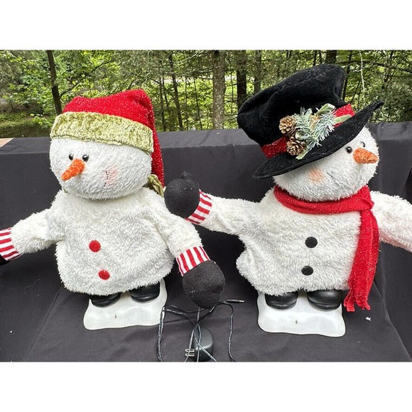 2 FIB Burton and Burton Snowmen 20” Tall - Couldn’t Get Them To Work. For Parts. - Picture 8 of 12